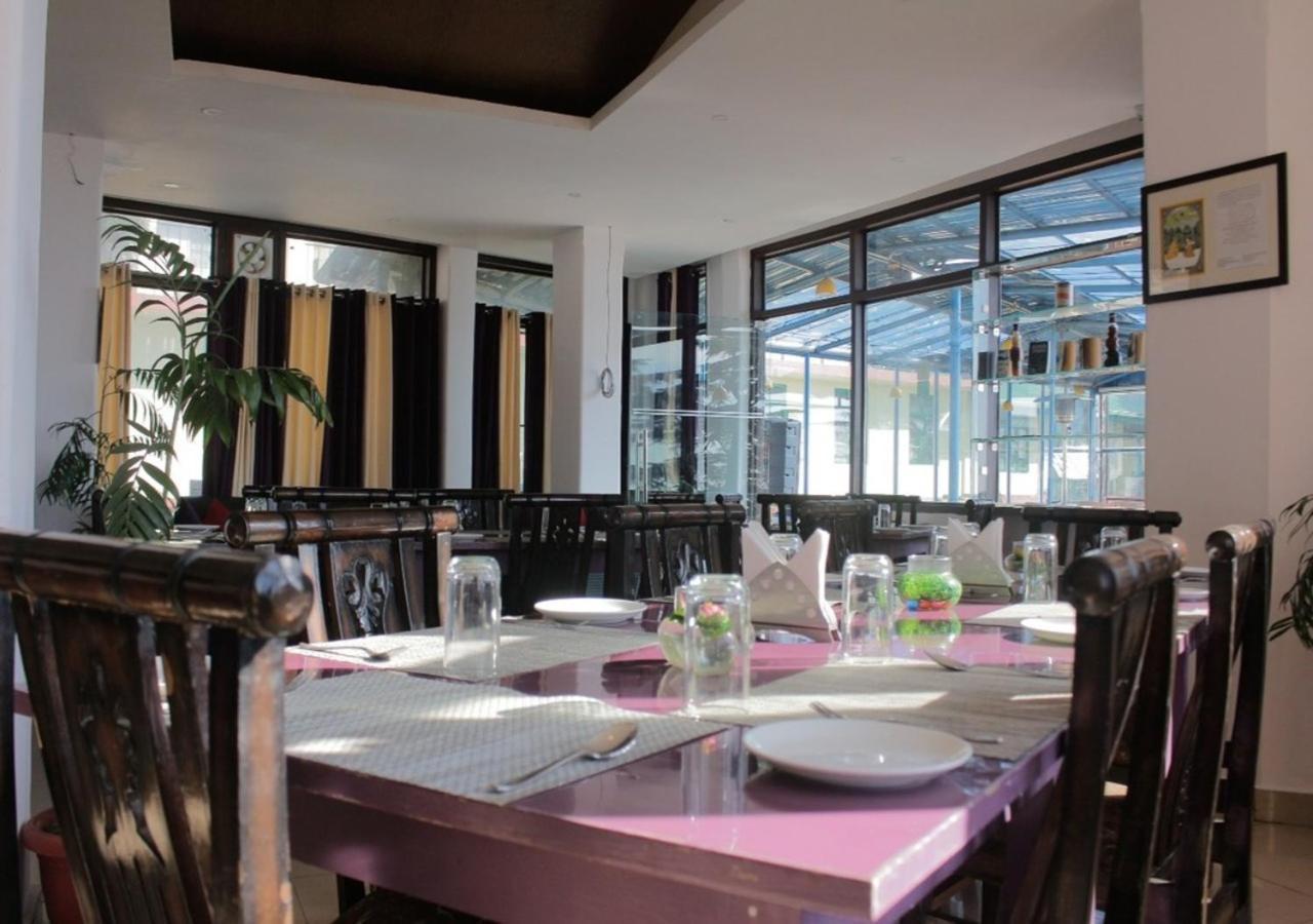 M Hotel And Restaurant McLeod Ganj Exteriér fotografie