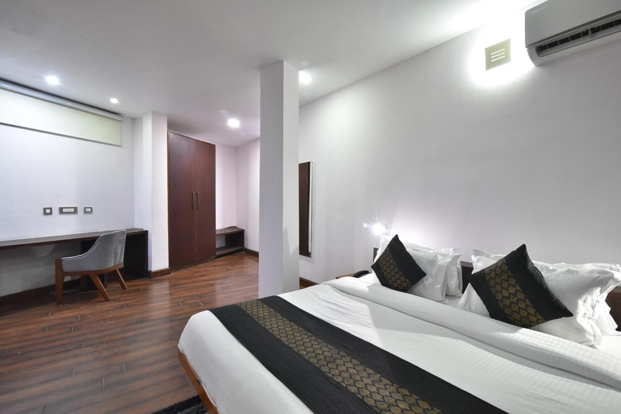 M Hotel And Restaurant McLeod Ganj Exteriér fotografie